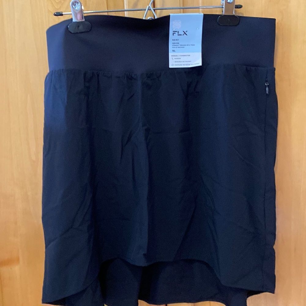 FLX mini skirt 